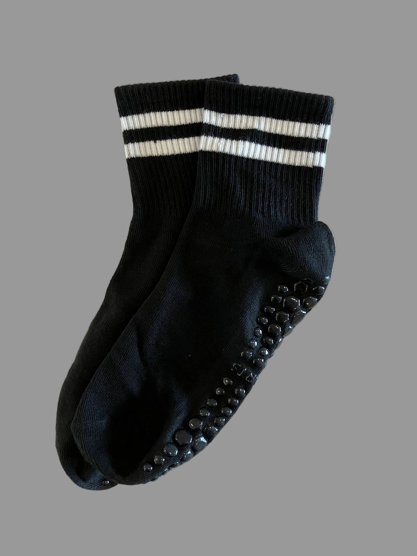 Women's Black Non-Slip Yoga & Pilates Socks