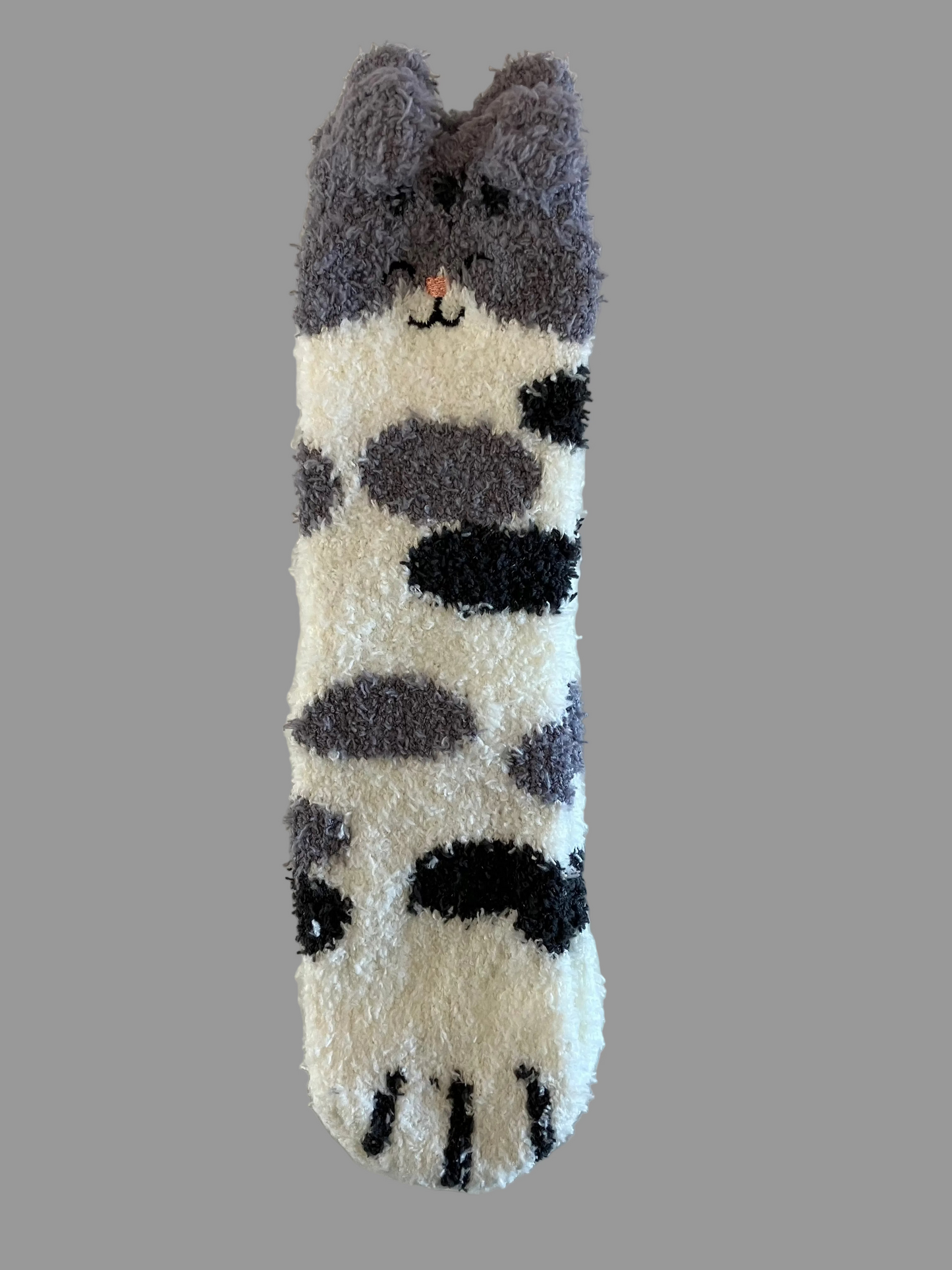 Universal Fuzzy Gray/White Cat Paw Crew Socks